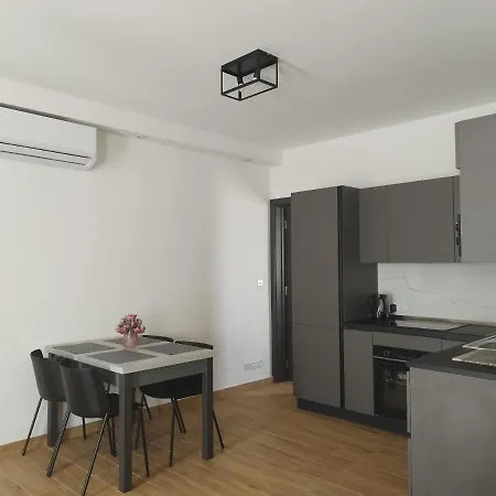 Coral Reef Apartament *