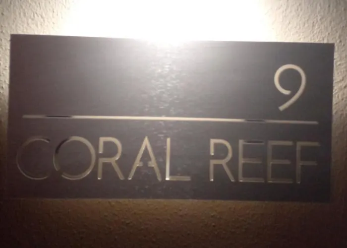 Coral Reef Apartament St Paul's Bay