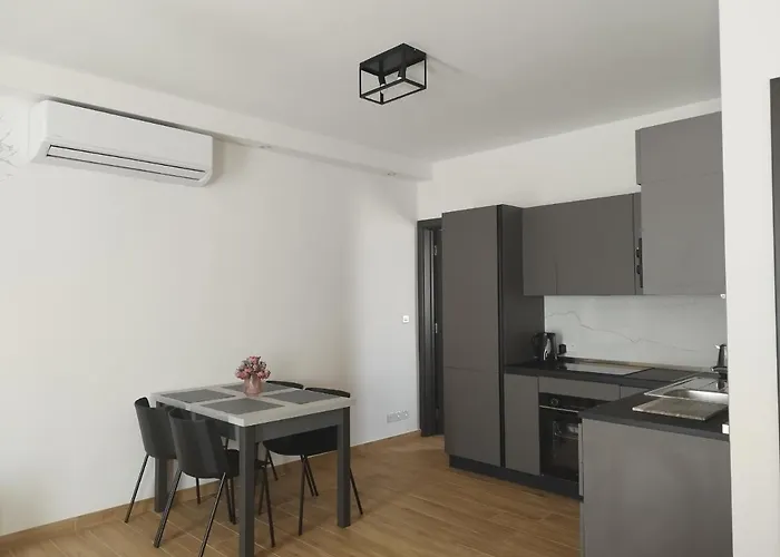 Coral Reef Apartment *